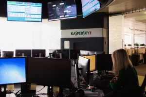 «Лаборатория Касперского» нашла 122 вируса на компьютере сотрудника АНБ