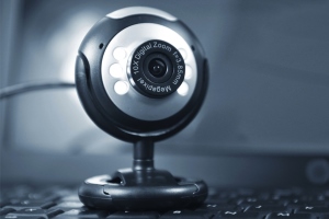 Хакер успешно шпионил за сотнями пользователей 13 лет